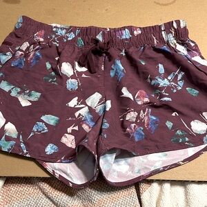 The North Face‎ Printed Athletic Shorts  SzLarge